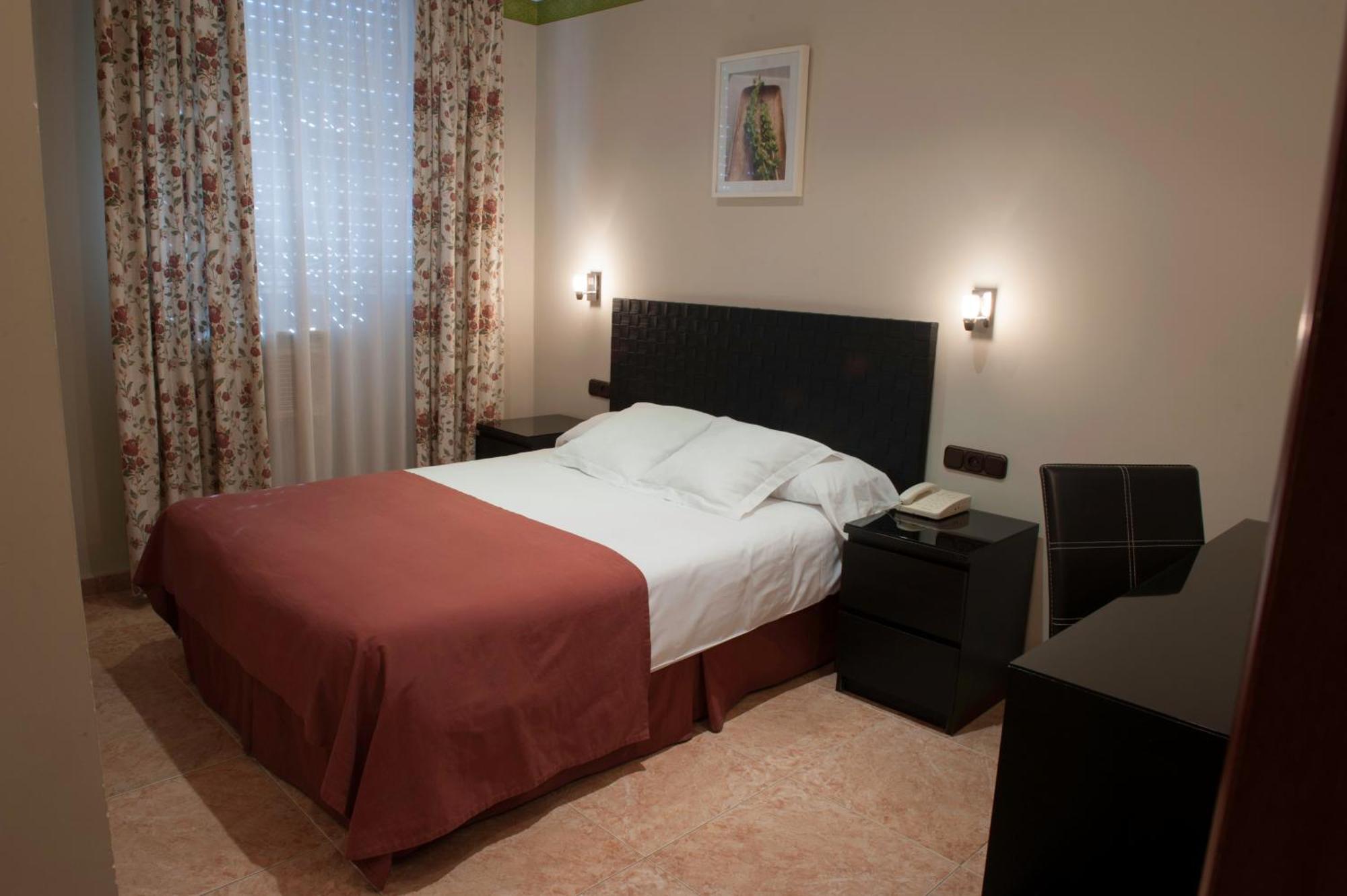 Hotel Alfonso IX (Adults Only) Caceres Luaran gambar